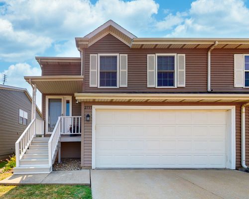 2715 Arrowhead Dr, Bloomington, IL, 61704-8161 | Card Image