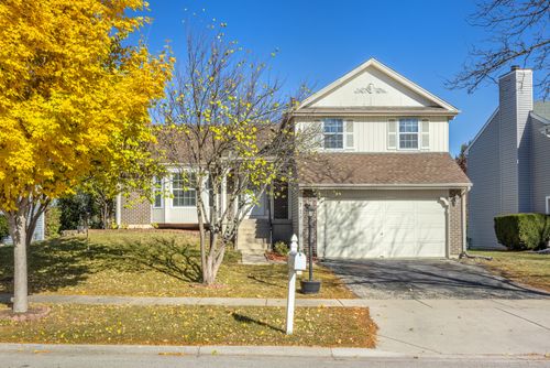 77 Brookstone Dr, Streamwood, IL, 60107-2313 | Card Image