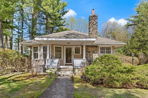 41 Pine Grove Ave, Sharon, MA, 02067-1220 | Card Image