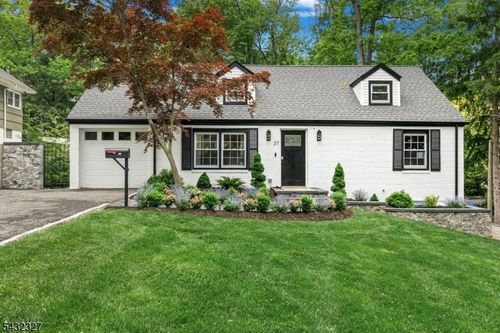37 Seaman Rd, West Orange, NJ, 07052-3632 | Card Image