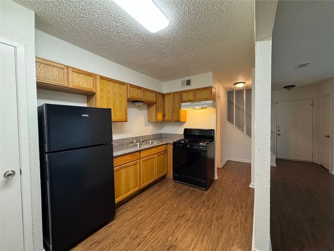 APT-104 - 4904 W Wind Trl, Home with 2 bedrooms, 2 bathrooms and 2 parking in Austin TX | Image 6