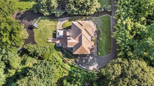 91 Bennetts Rd, Setauket, NY, 11733-1234 | Card Image