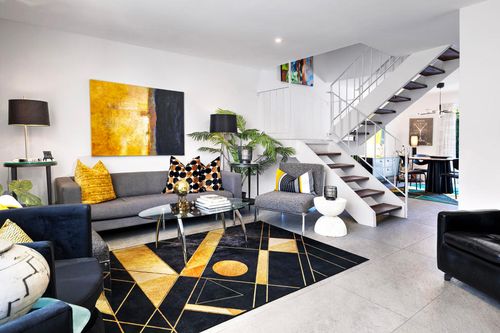 g-250 E Via Escuela, Palm Springs, CA, 92262 | Card Image