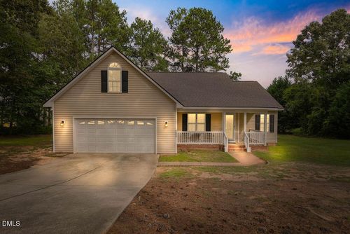 299 Park Ln, Coats, NC, 27521-8739 | Card Image