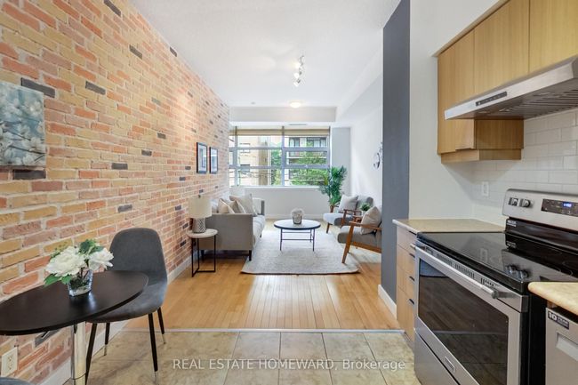 209 - 601 Kingston Rd, Condo with 1 bedrooms, 1 bathrooms and null parking in Toronto ON | Image 10