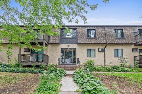 apt-4-1207 Hewitt Ave, Saint Paul, MN, 55104-1458 | Card Image