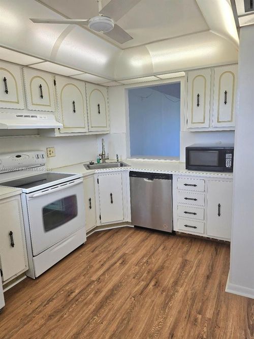 apt-414-2571 Aragon Blvd, Sunrise, FL, 33322-3123 | Card Image