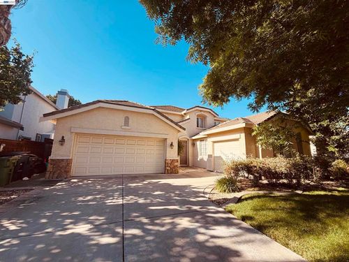 2126 Shenandoah Dr, Tracy, CA, 95377-6631 | Card Image