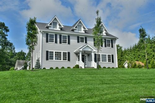 201 Hillside Ave, Wyckoff, NJ, 07481-3206 | Card Image