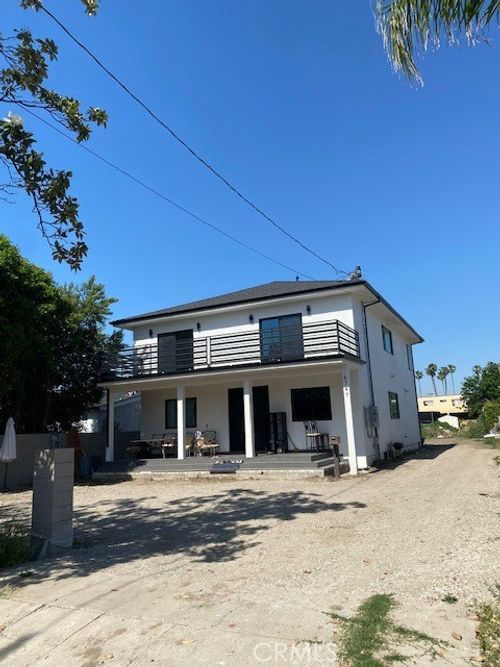 6747 Gaviota Ave, Van Nuys, CA, 91406-6407 | Card Image