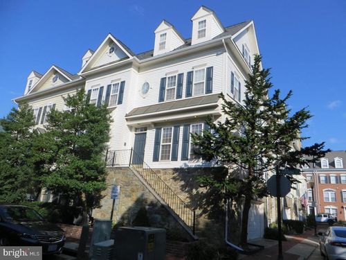 5110 Vos Ln, ALEXANDRIA, VA, 22304-8639 | Card Image