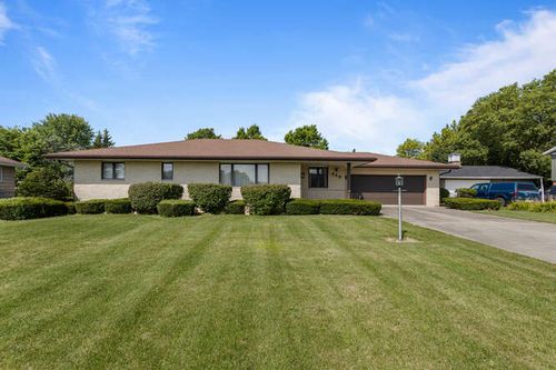 409 S 4th St, Chatsworth, IL, 60921-9377 | Card Image