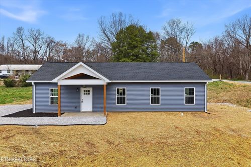 106 White Rd, Harriman, TN, 37748-7501 | Card Image