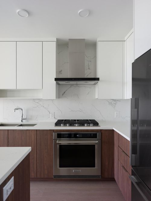 1804-699 Whiting Way, Coquitlam, BC, V3J0N7 | Card Image