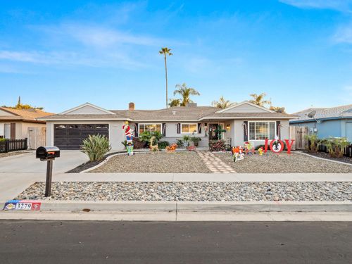 3279 W Rialto Ave, Fresno, CA, 93722-4138 | Card Image