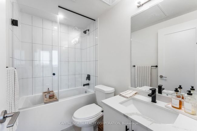 1011 - 9000 Jane St, Condo with 2 bedrooms, 2 bathrooms and 1 parking in Concord ON | Image 22