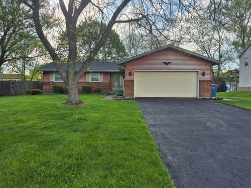 155 Spruce Ct, Hebron, IN, 46341-9126 | Card Image