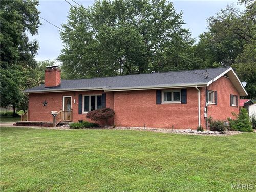 917 Chicago St, Greenville, IL, 62246-1223 | Card Image
