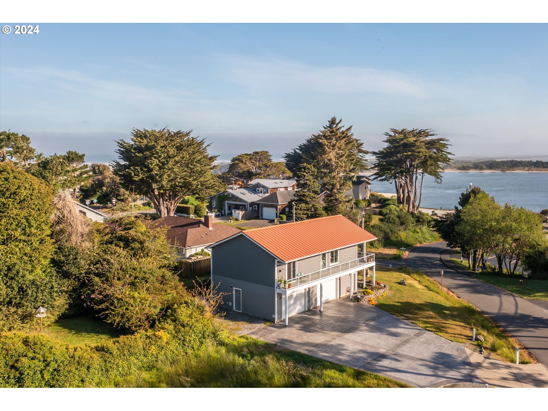 Oregon Ave, Bandon, OR 97411