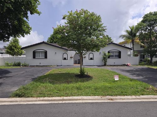 w-7803 Nw 38th St, Coral Springs, FL, 33065-3068 | Card Image