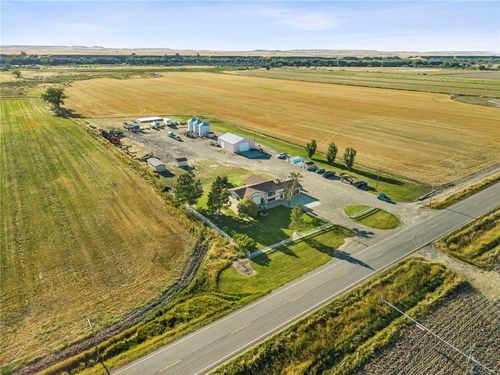 11698 Highway 313, Hardin, MT, 59034-8512 | Card Image
