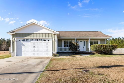 210 Tall Tree Ct, Maysville, NC, 28555-8033 | Card Image