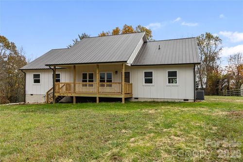 9-60 Gin Ln, Mars Hill, NC, 28754 | Card Image