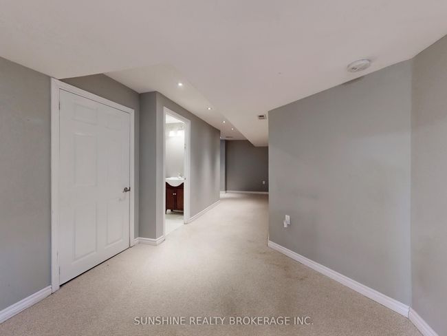 22 Oakford Dr, House other with 6 bedrooms, 5 bathrooms and 2 parking in Markham ON | Image 35