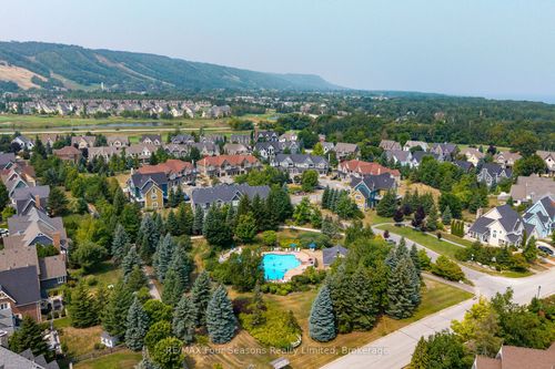 114-184 Snowbridge Way, Blue Mountains, ON, L9Y0V1 | Card Image