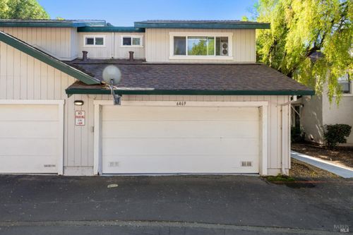 6469 Meadow Pines Ave, Rohnert Park, CA, 94928-2795 | Card Image