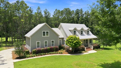 9737 Faraway Farm Rd, Tallahassee, FL, 32317-1603 | Card Image
