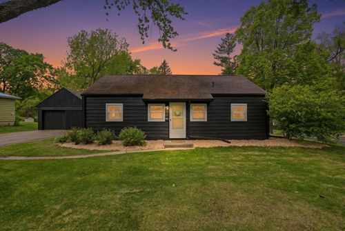 4701 Shore Acres Rd, Monona, WI, 53716-2644 | Card Image