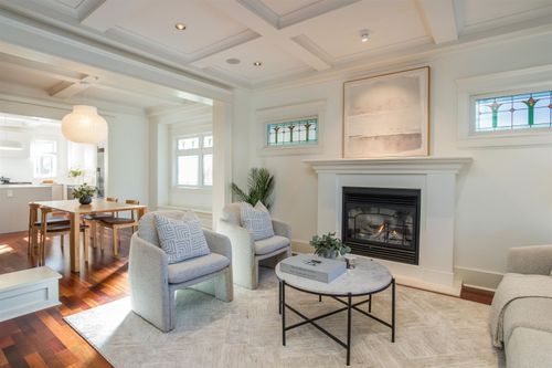 3242 W 3rd Ave, Vancouver, BC, V6K1N4 | Card Image