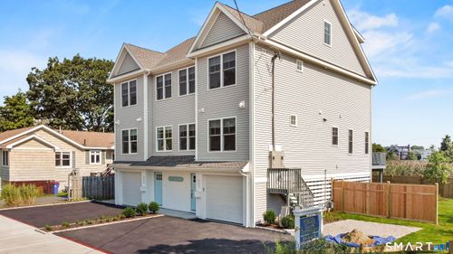 995 Reef Rd, Fairfield, CT, 06824-6546 | Card Image