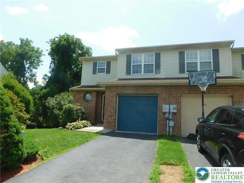 12 Freedom Ter, Palmer Twp, PA, 18045-7442 | Card Image
