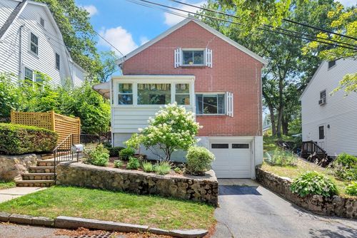 19 Lansdowne Rd, Arlington, MA, 02474-2111 | Card Image