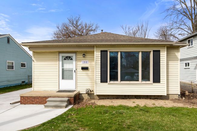 1310 S Campbell Rd, House other with 3 bedrooms, 1 bathrooms and null parking in Royal Oak MI | Image 6