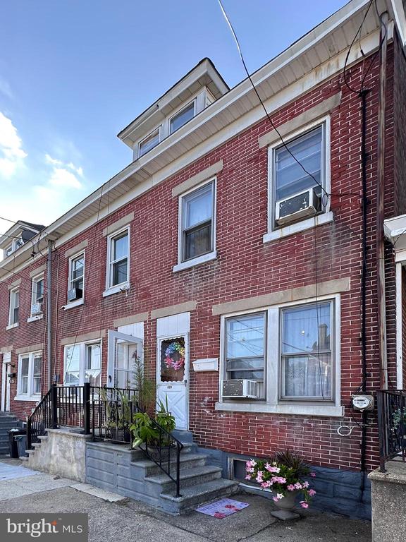 Ohio Ave, Ewing, NJ 08638