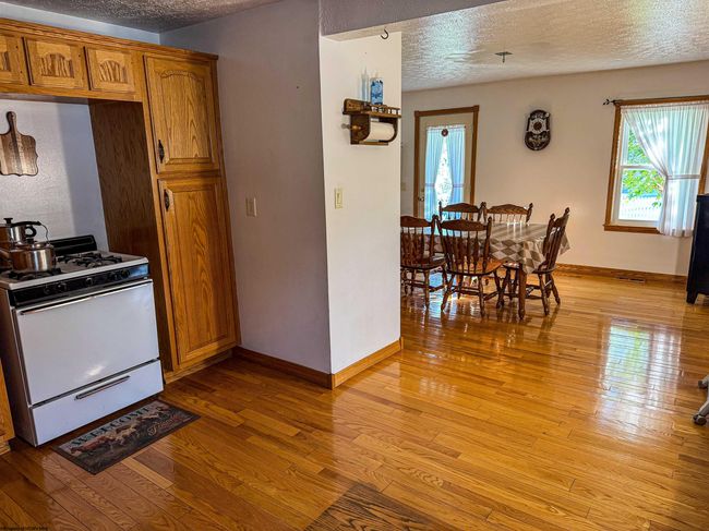 5698 Morgantown Pike, Home with 4 bedrooms, 2 bathrooms and 3 parking in Belington WV | Image 33