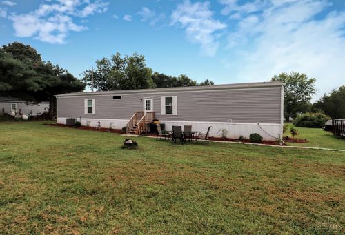 11515 Dundee Dr, Hillsboro, OH, 45133-8395 | Card Image