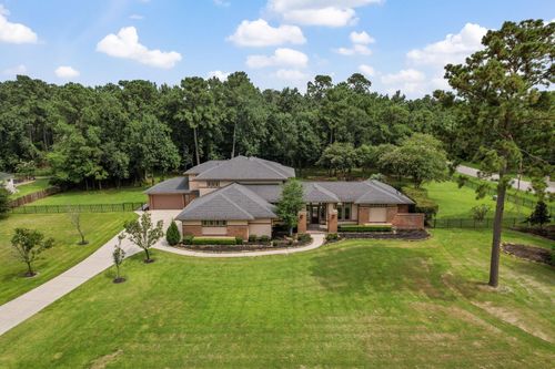9453 Deer Path Ln, Magnolia, TX, 77354-6872 | Card Image