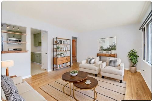 1705 Lark Ave, Maplewood, MN, 55109-2620 | Card Image