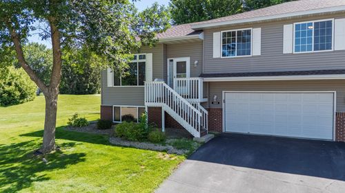 1303 Constitutional Dr, Northfield, MN, 55057-3547 | Card Image