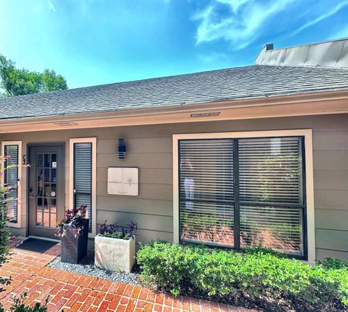 5525 Superior Dr, Baton Rouge, LA, 70816-8052 | Card Image