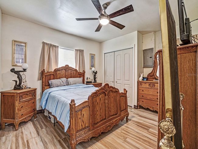 Primary Bedroom | Image 15