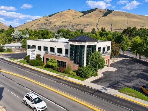 910 Brooks St, Missoula, MT, 59801-5783 | Card Image
