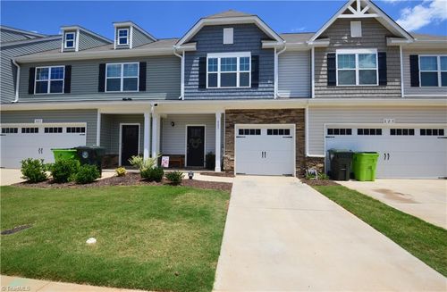 823 Pryor St, Mebane, NC, 27302-0717 | Card Image