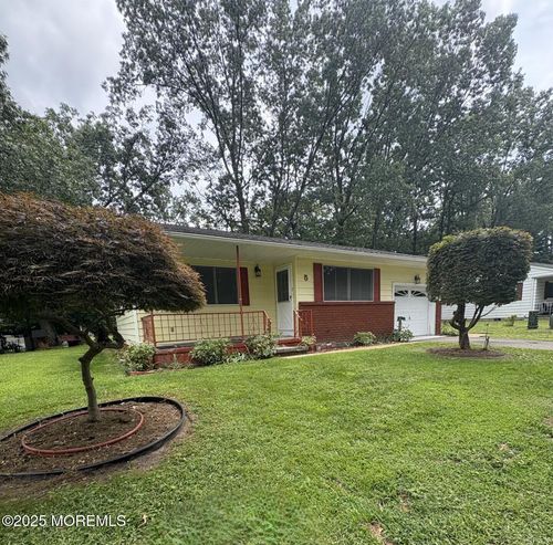 5 Indiana Way, Whiting, NJ, 08759-1109 | Card Image