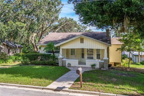 715 Poinsettia Dr, EUSTIS, FL, 32726-4947 | Card Image