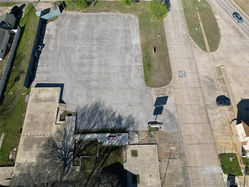 1606 Mclish St, Ardmore, OK, 73401-3140 | Card Image